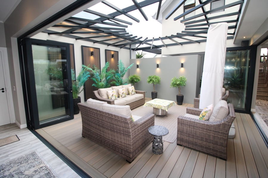 3 Bedroom Property for Sale in Kingswood Golf Estate Western Cape